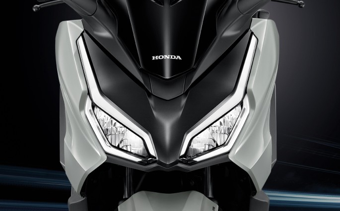 Honda FORZA 350cc RoadSync — 6